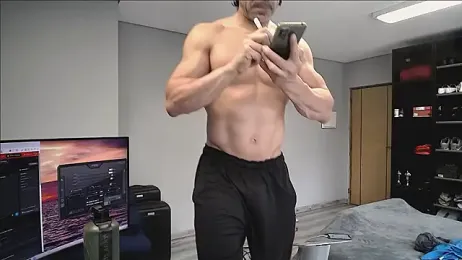 latinoo23bom webcam stripchat model stream image