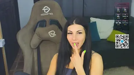 Emmi_Swon webcam model stream image