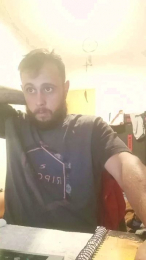 BoyBet webcam model stream image