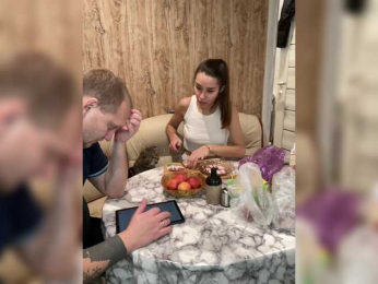 Queen-of-squirt webcam model stream image