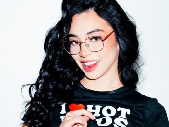 AlanaColin webcam model stream image