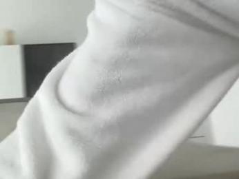lsassuoli9495 webcam model stream image