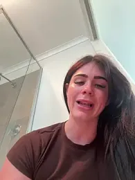 aus_queen webcam model stream image