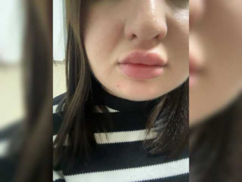 Swettypussy69 webcam bongacams model stream image