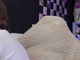 yorogumo webcam camsoda model stream image