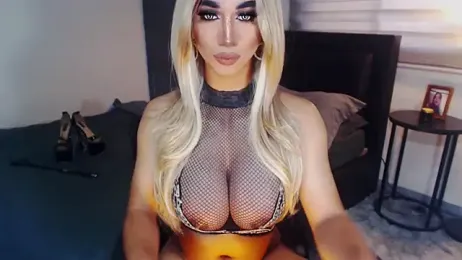 10inDominantAica webcam model stream image