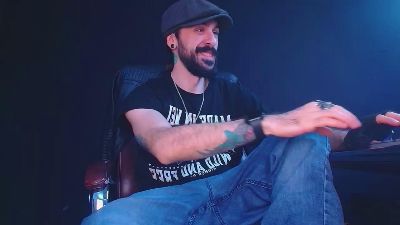 AxelColton webcam model stream image