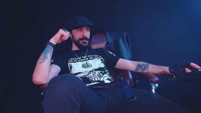 AxelColton webcam model stream image