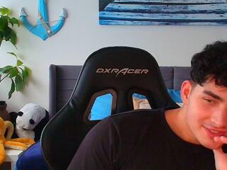 Emilio Reynolds webcam model stream image