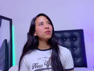 skinny-hottie18 webcam model stream image