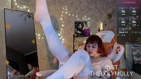 LolyMolli webcam model stream image