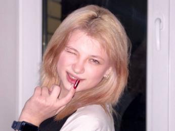 DaisySponholz webcam model stream image