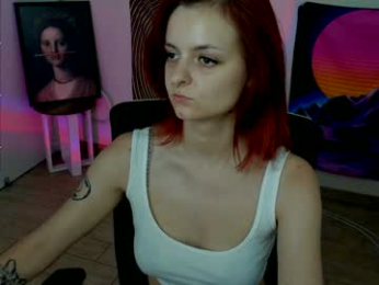 red_bestie_ webcam model stream image