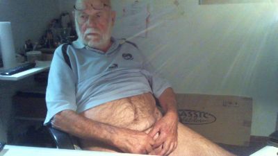 Seniorhengst webcam cam4 model stream image