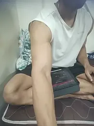 Xom111 webcam model stream image