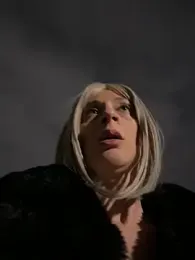 HOTLadyluna webcam model stream image