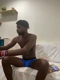 JuicyBlackD83 webcam model stream image