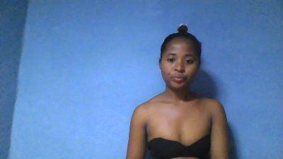 monamour1 webcam model stream image