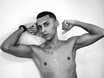 HarinRobert webcam model stream image