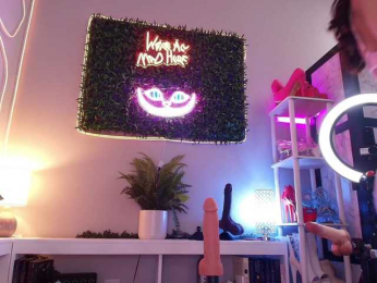 lexibby69 webcam bongacams model stream image