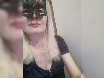 TatKotik webcam model stream image