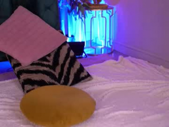 alenacapricious webcam model stream image