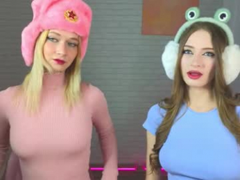 strawberryglow webcam model stream image