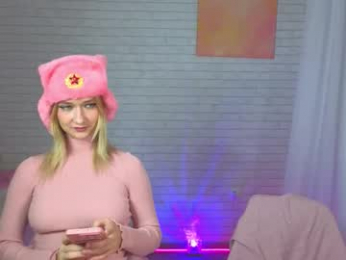 strawberryglow webcam model stream image