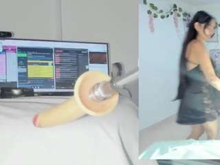 emily-philip webcam camsoda model stream image