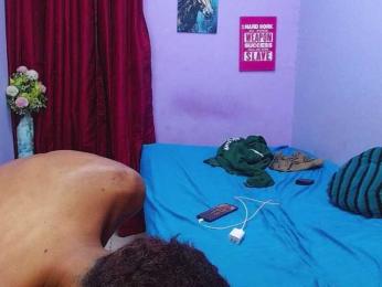 blacktwinks webcam model stream image