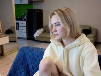 KUQOSA webcam model stream image
