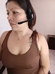 SARA_21- webcam stripchat model stream image