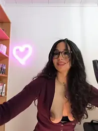 Naughty-Jessie webcam model stream image