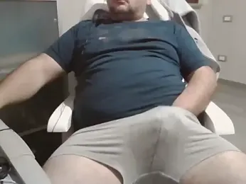 iron_boy80 webcam model stream image