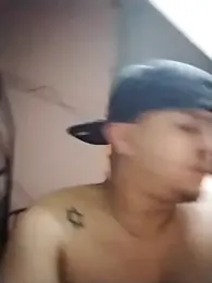 Mrandreuw webcam model stream image