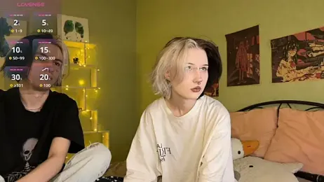 VeryRare_TwinS webcam model stream image