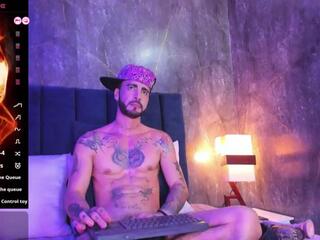 Viyuyo E webcam flirt4free model stream image