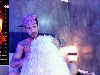 Viyuyo E webcam flirt4free model stream image