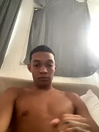 Novinho_sb7 webcam model stream image