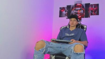 Eithan_boy webcam model stream image