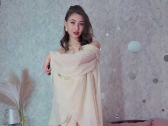 Afffiiina webcam bongacams model stream image