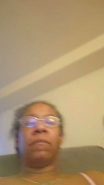 Gangbangslut45 webcam cam4 model stream image