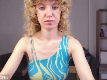 play_me_softly webcam model stream image