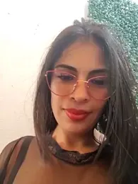 Astrid-- webcam stripchat model stream image