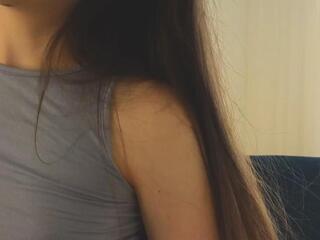 Freeda Obrzut webcam model stream image