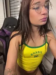 Jhenny_br webcam model stream image