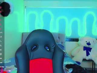 chloe-hot-xxx webcam model stream image