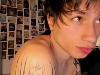 liamelf webcam model stream image