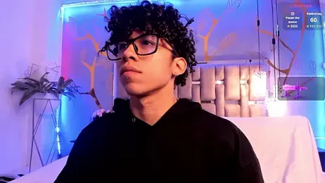 AkazaBoy_ webcam model stream image