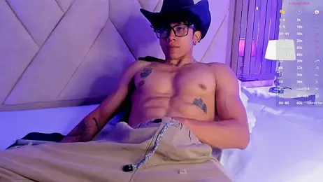 AkazaBoy_ webcam model stream image